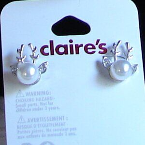 NEW Claire's Christmas Reindeer EARRINGS, Pearl & Rhinestones, Silver Tone F64